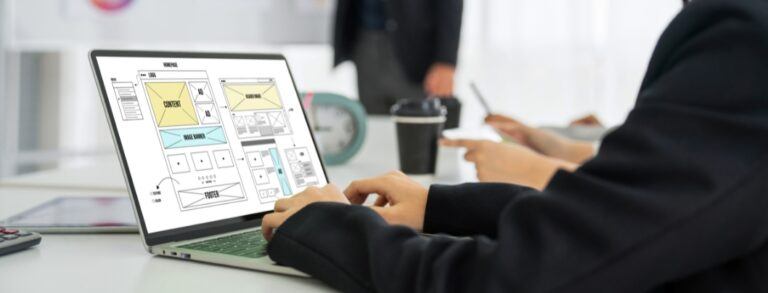 Website design software provide modish template for online retail business and ecommerce